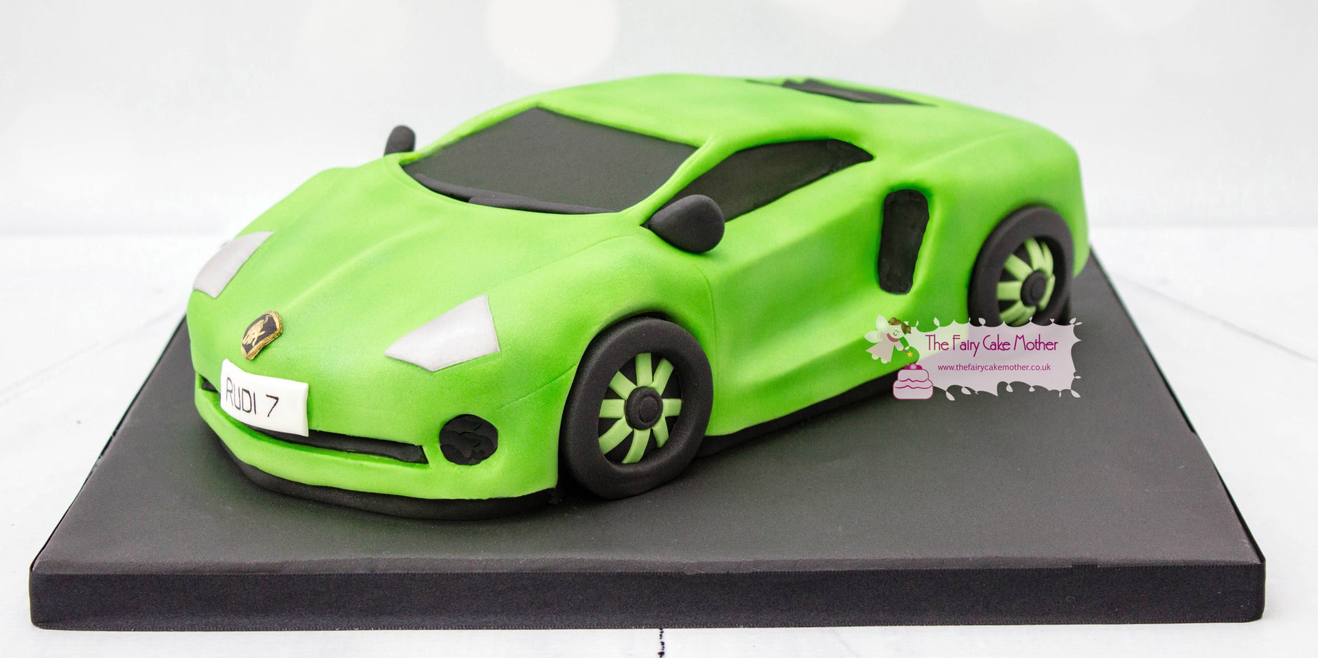 Morgan Sports Car Cake and 3D Figure - Mel's Amazing Cakes